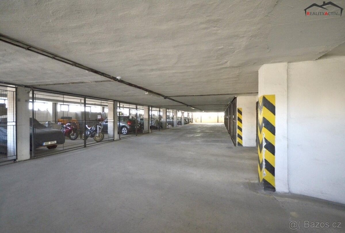 Pronájem garáž - Brno, 638 00