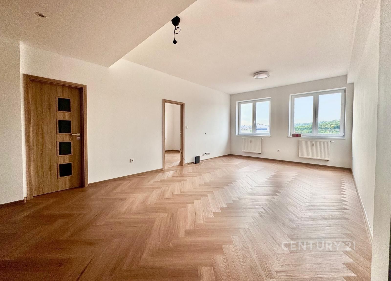 Pronájem byt 2+kk - Sokolovská, Praha, 48 m²