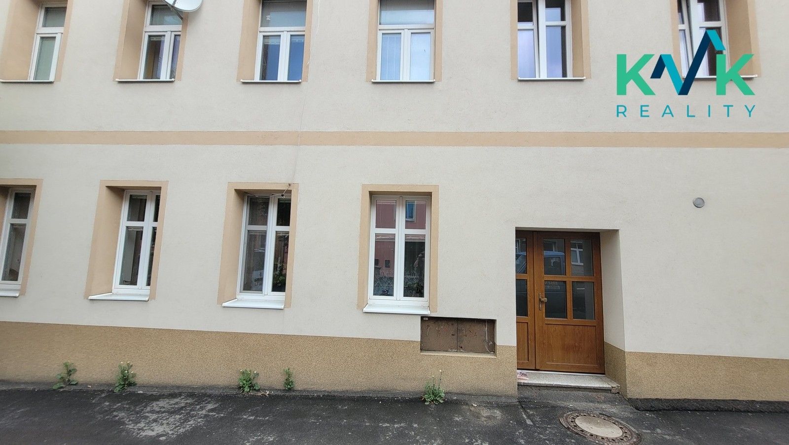 1+1, Závodu míru, Karlovy Vary, 40 m²