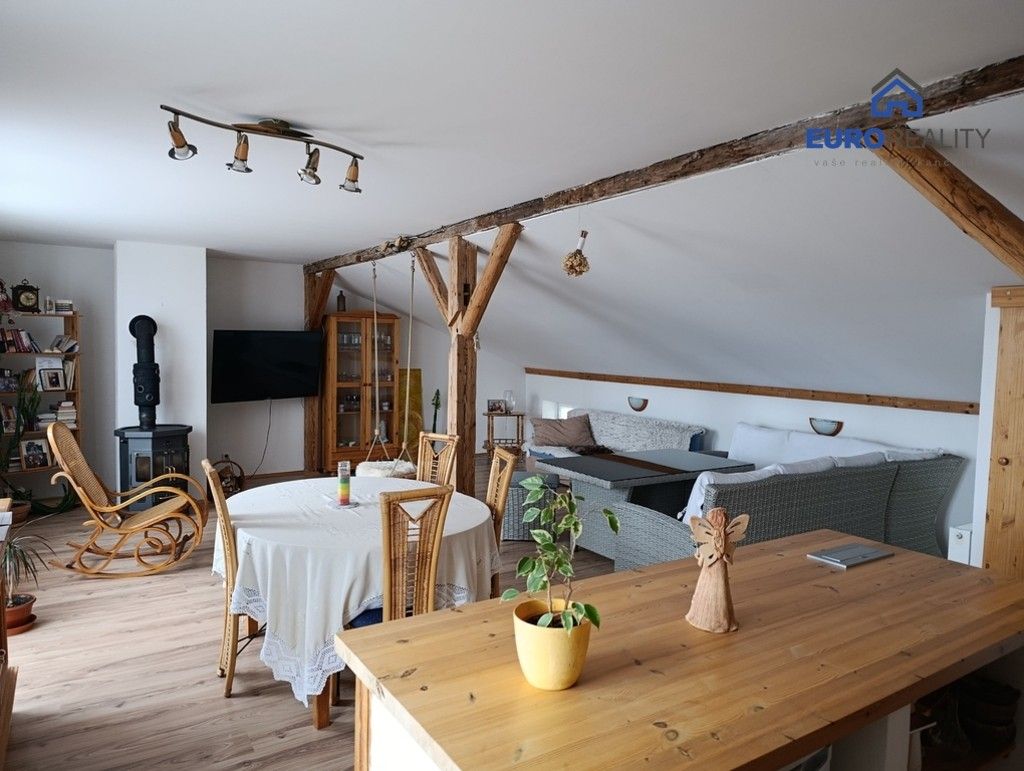 Prodej rodinný dům - Husova, Teplá, 360 m²