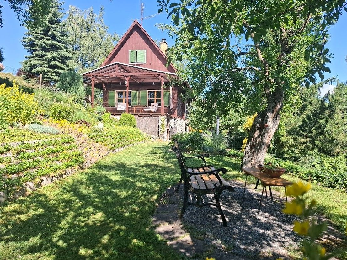 Chaty, Šumná, 671 02