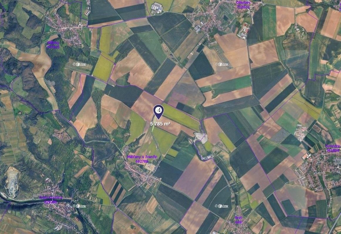 Zemědělské pozemky, Mělčany, 3 857 m² - 2