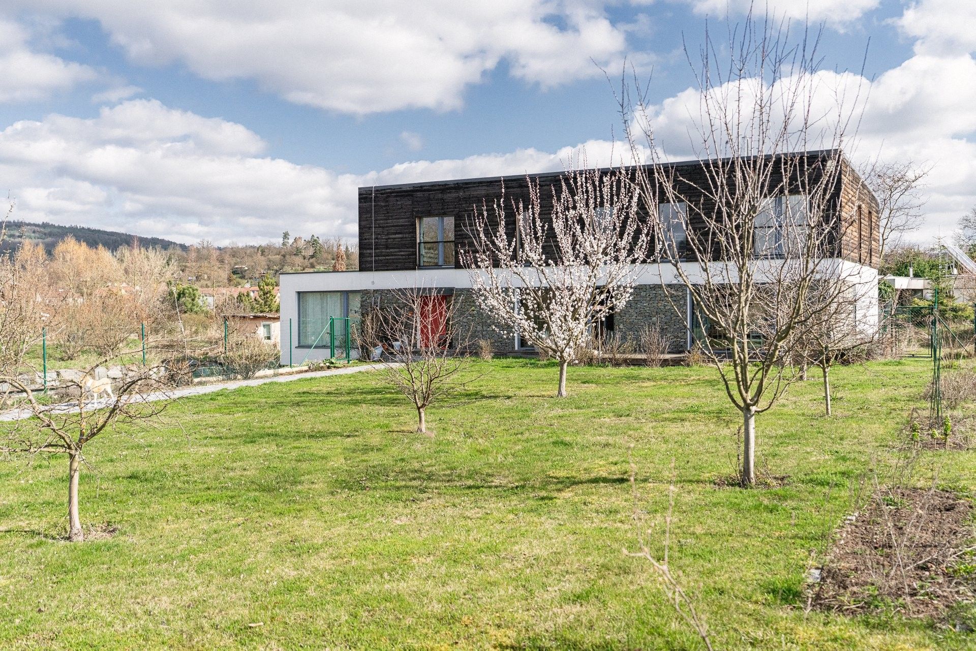 Rodinné domy, Sluneční 222, Hradčany, 250 m² - 2