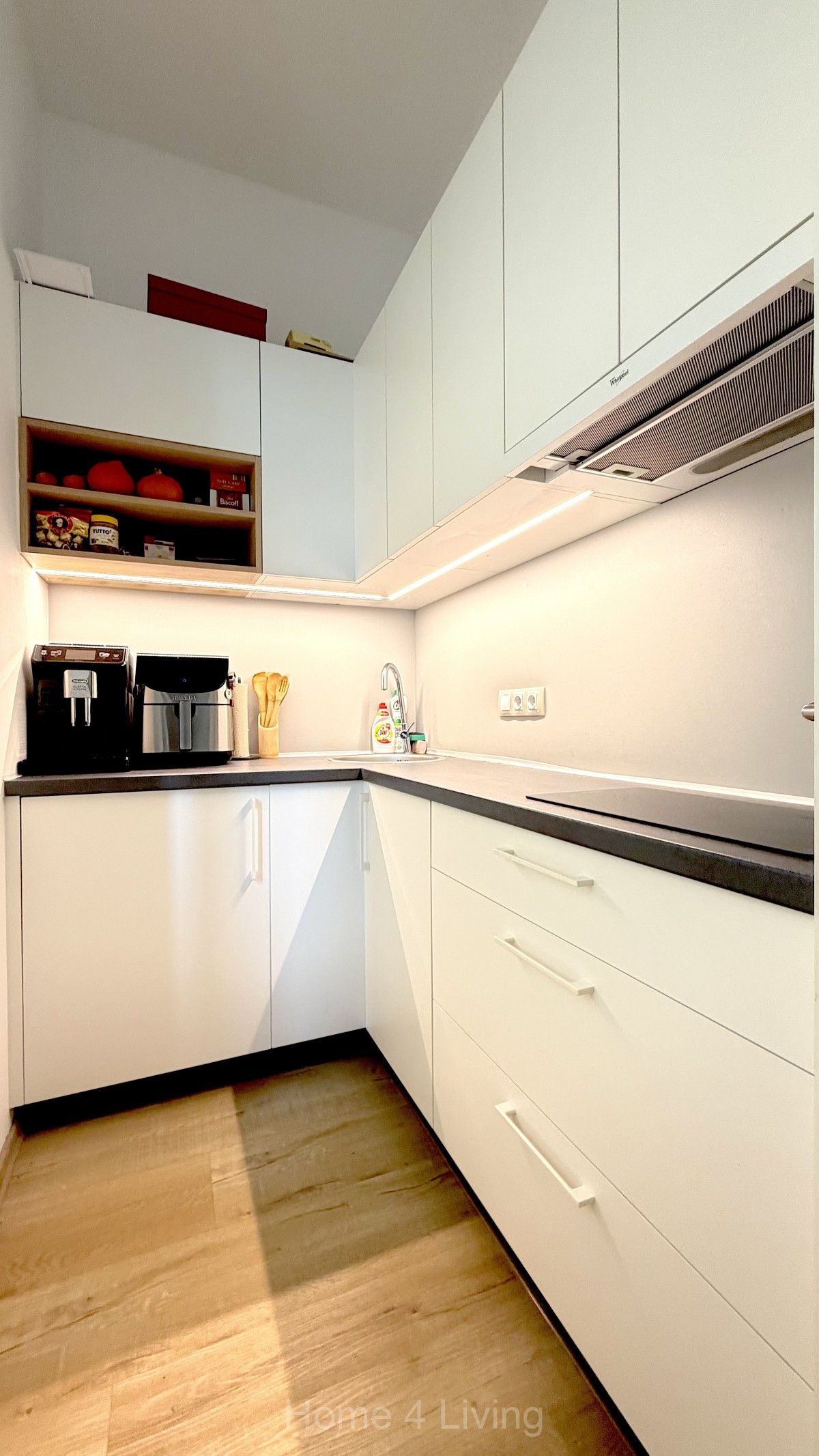 1+kk, Pod výtopnou, Praha, 17 m² - 1