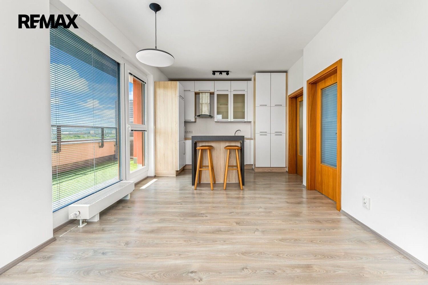 Prodej byt 2+kk - Praha - Čakovice, okres Praha 18, Hlavní město Praha, 54 m² - 5