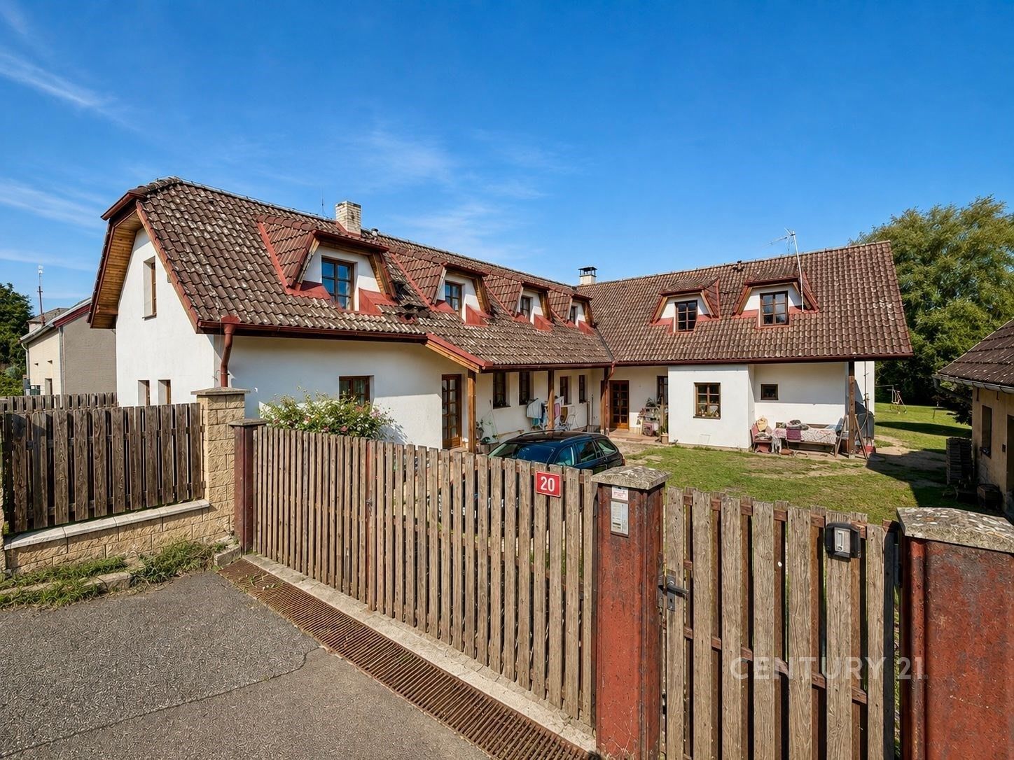 4+1, Zlatá, 152 m² - 1