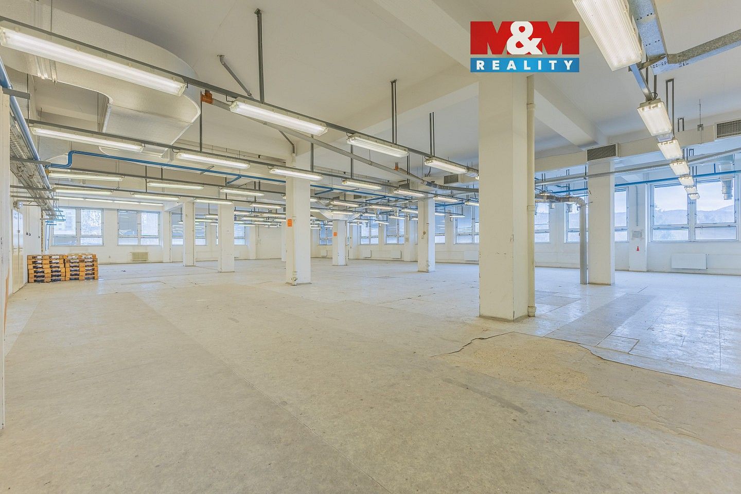 Sklady, Mostecká, Jirkov, okres Chomutov, 724 m² - 1