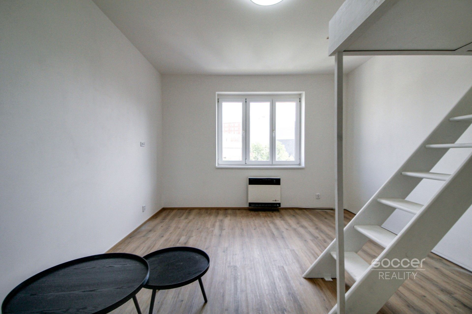Byt 1+kk · 31 m² · Bassova, Praha - 3