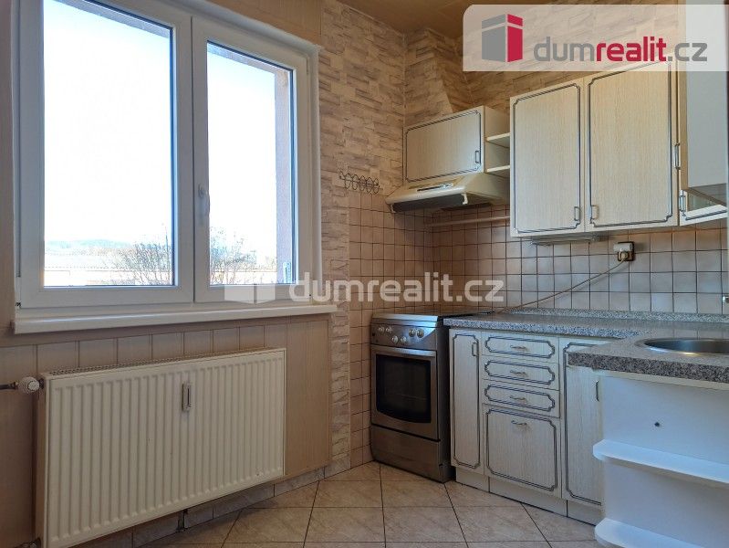 2+1, Severní, Ostrov, 56 m²