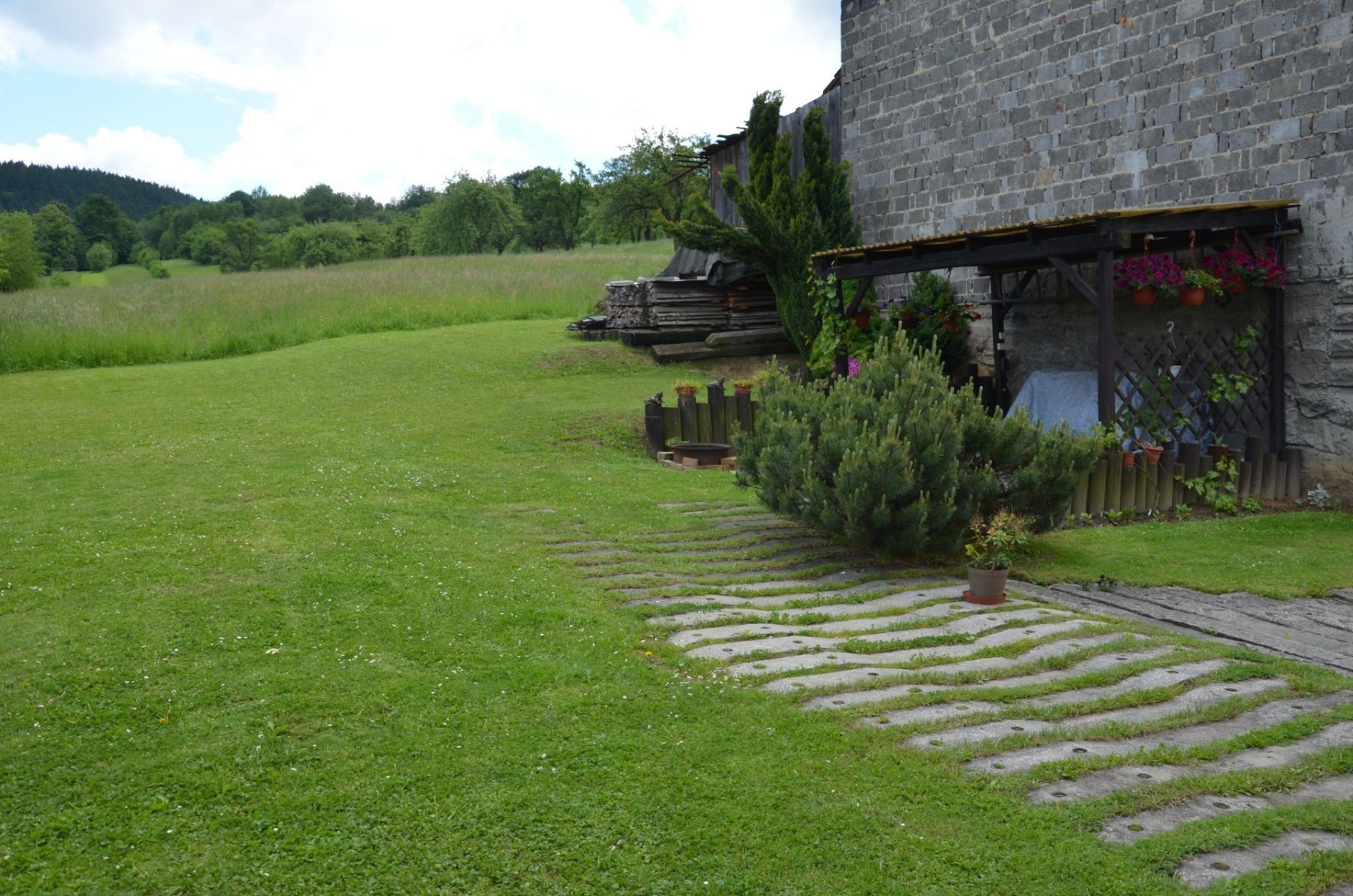 Rodinné domy, Loučka - Loučka u Valašského Meziříčí, Zlínský kraj, 400 m² - 2