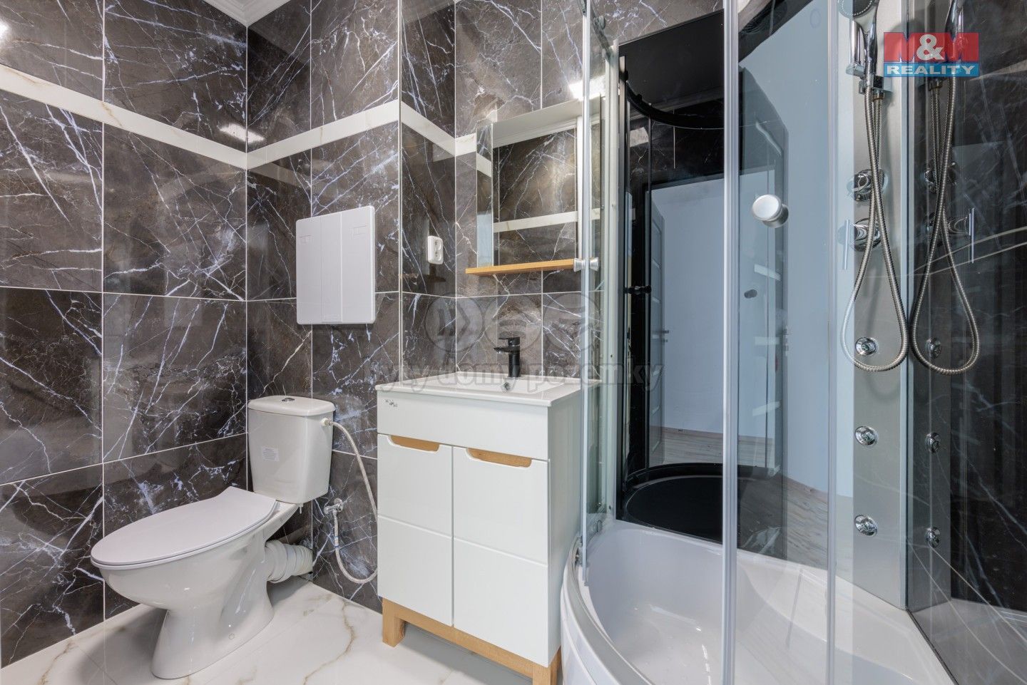 Pronájem byt 1+1 - Poštovní, Horní Slavkov, 35 m²