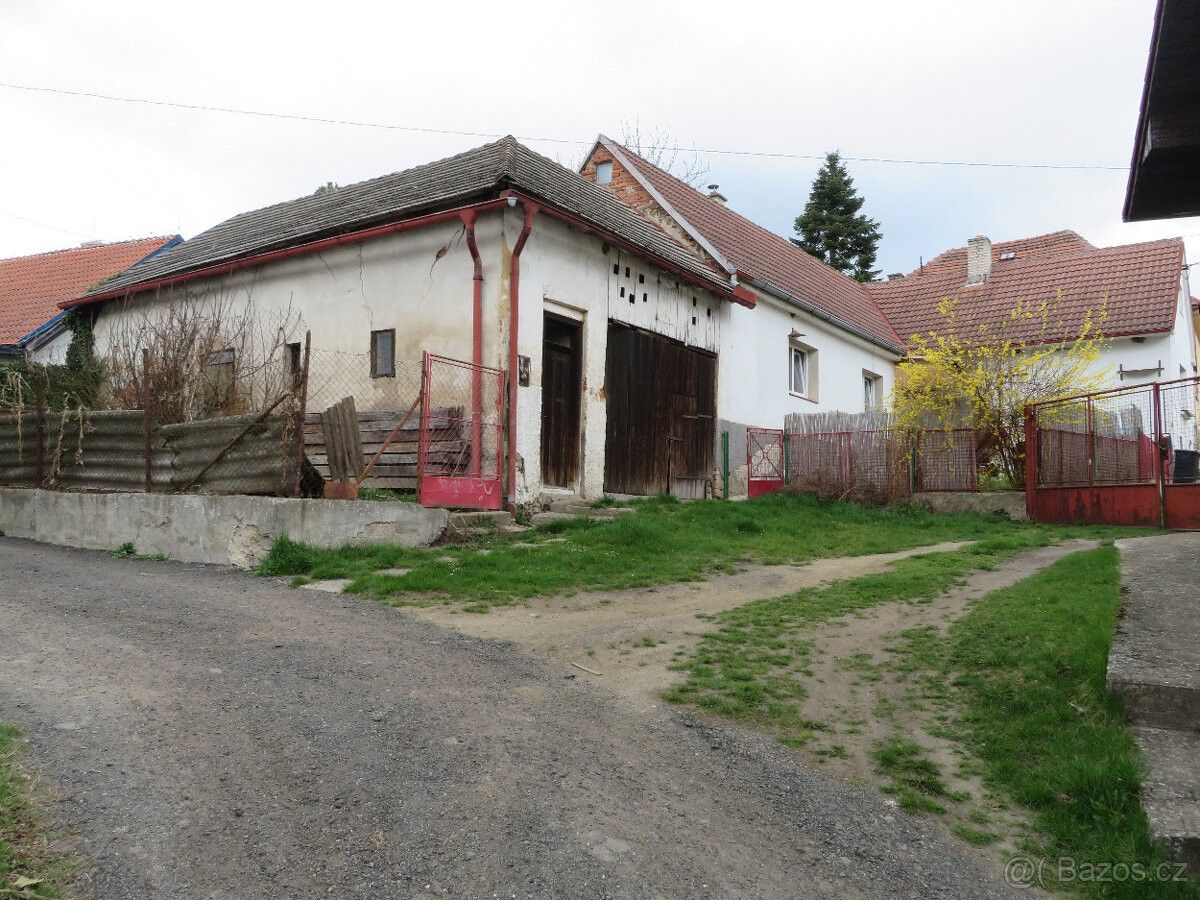 Prodej rodinný dům - Divišov, 257 26