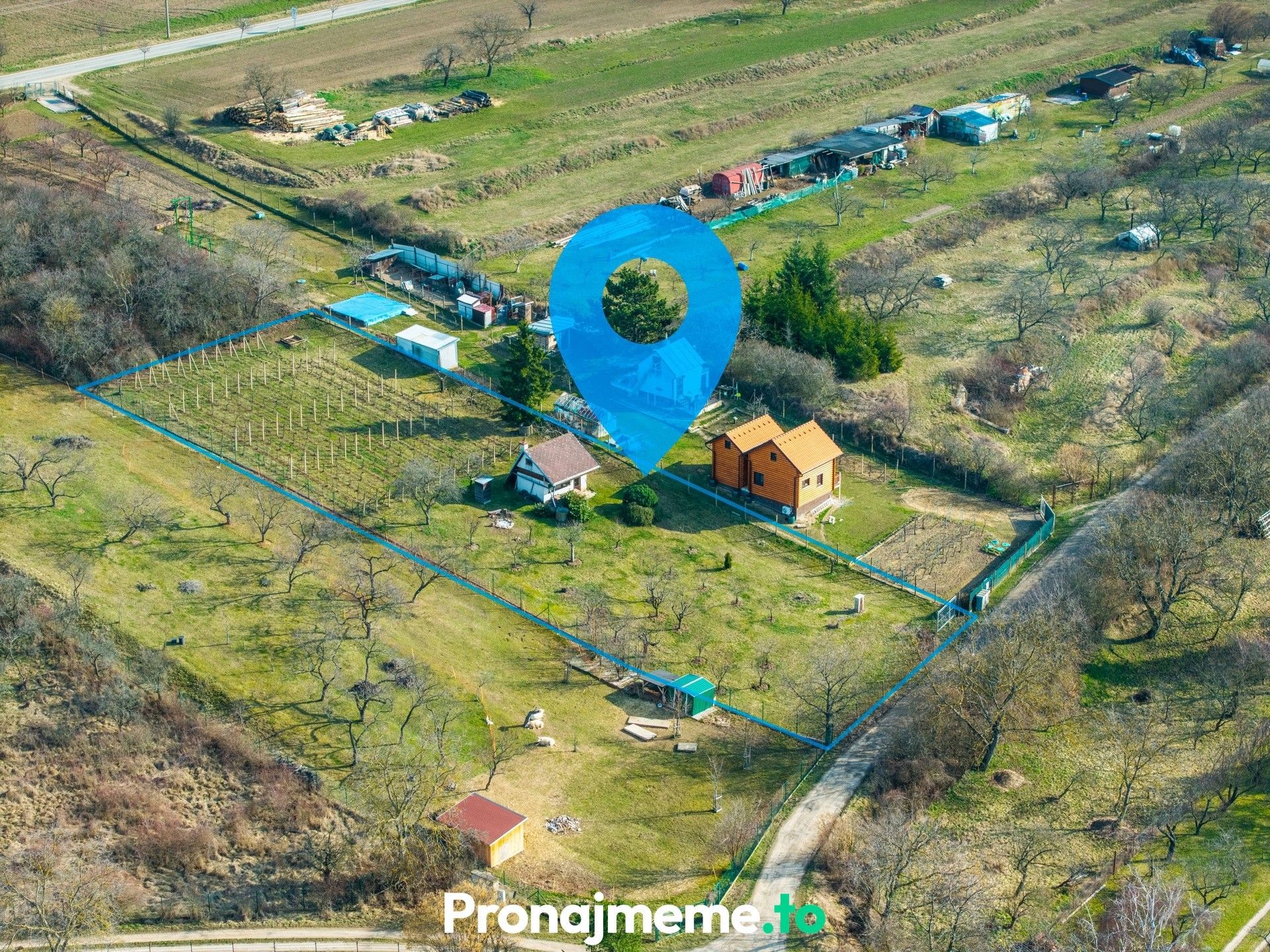 Zahrady, Znojmo, 1 989 m²