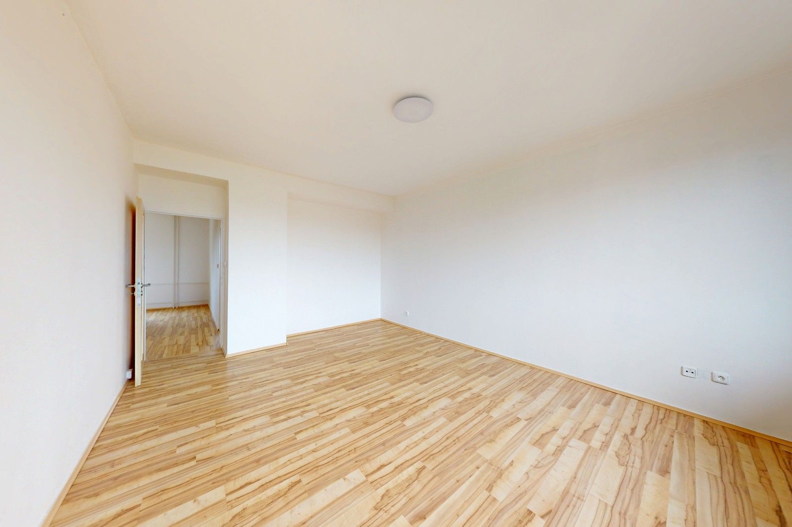 Prodej byt 2+1 - Korunní 1193, Ostrava Mariánské Hory, 58 m² - 5