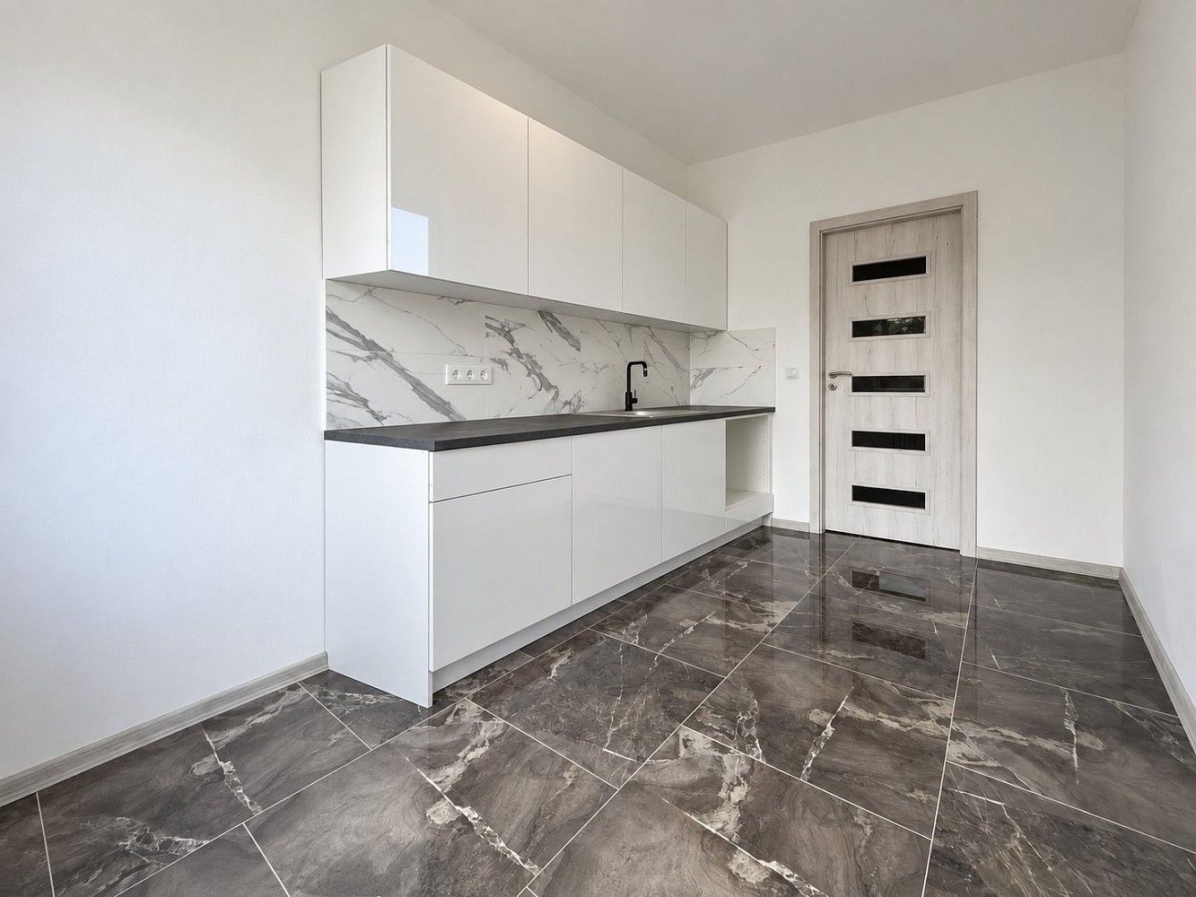 3+1, Ústí nad Labem - Krásné Březno, Ústecký kraj, 66 m² - 1