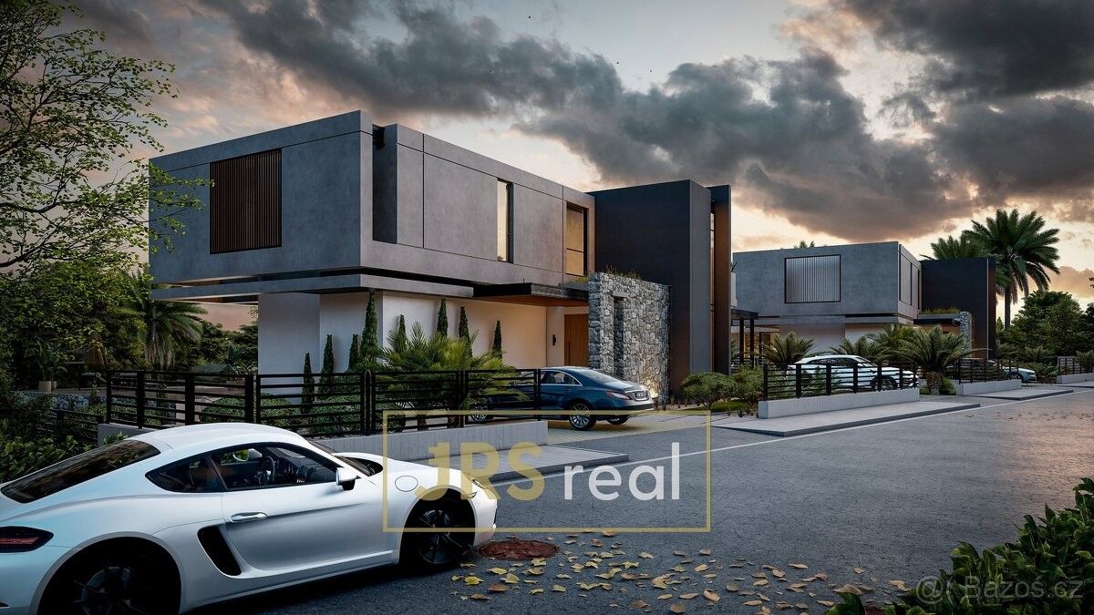 Rodinné domy, 987 66, Zahraničí