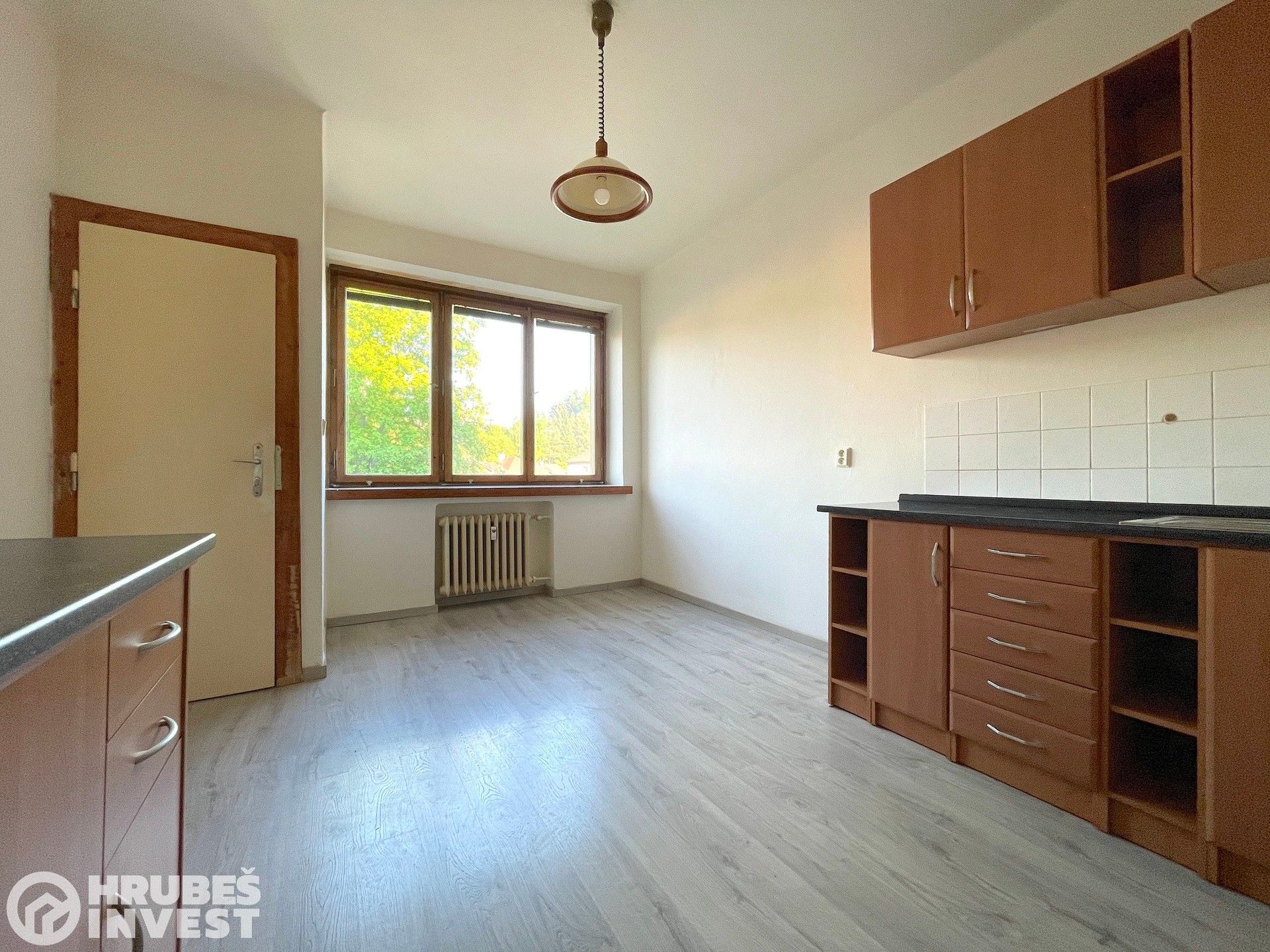 1+1, Husova, Hronov, 64 m²