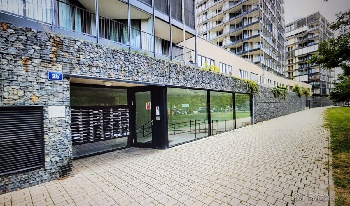 Prodej sklad - Praha, 130 00