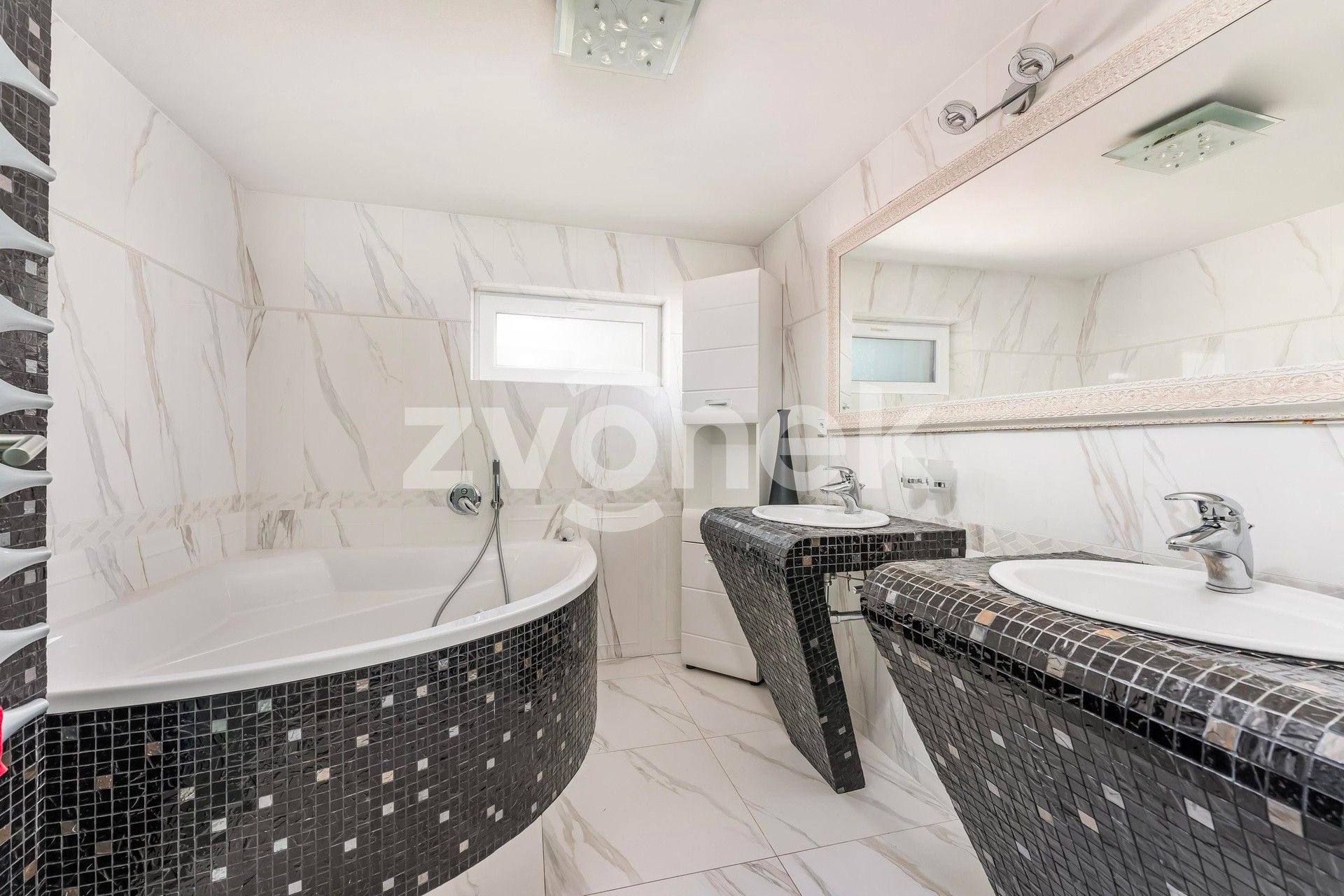 Prodej rodinný dům - Všemina, 258 m² - 5