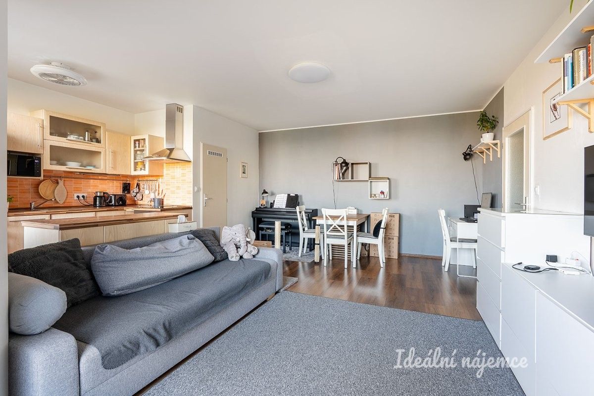 2+kk, Chotěšovská, Praha, 56 m² - 2