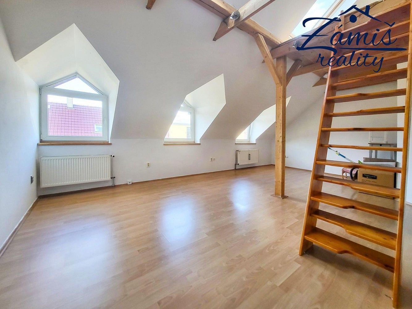 Prodej rodinný dům - Kladno, Středočeský kraj, 400 m² - 2