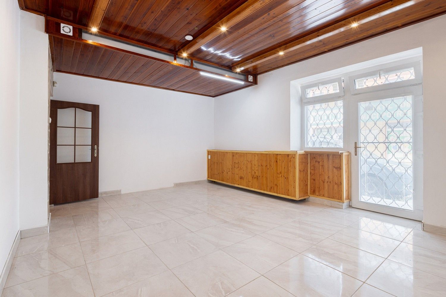 Obchodní prostory, Cukrovarská, Praha 9 - Čakovice, 48 m² - 2