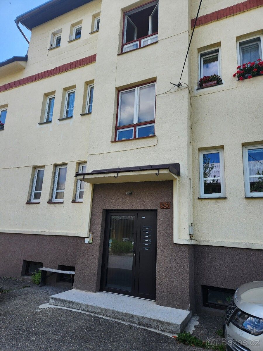 Prodej byt - Karolinka, 756 05