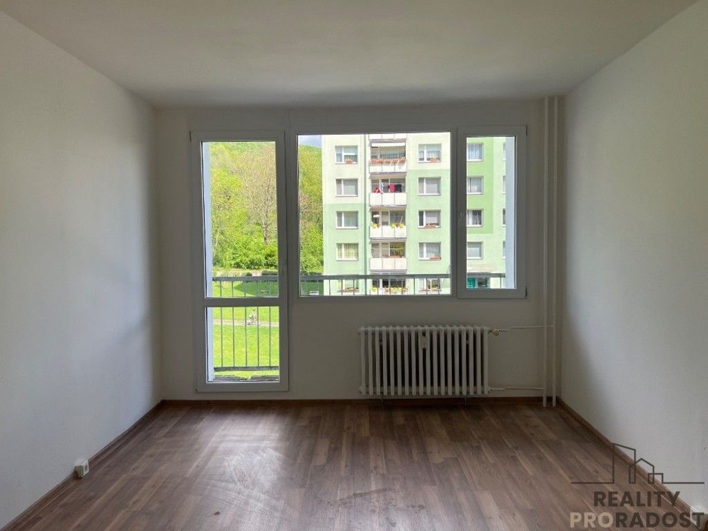 2+1, Jindřicha Plachty, Ústí nad Labem Mojžíř, 62 m² - 2