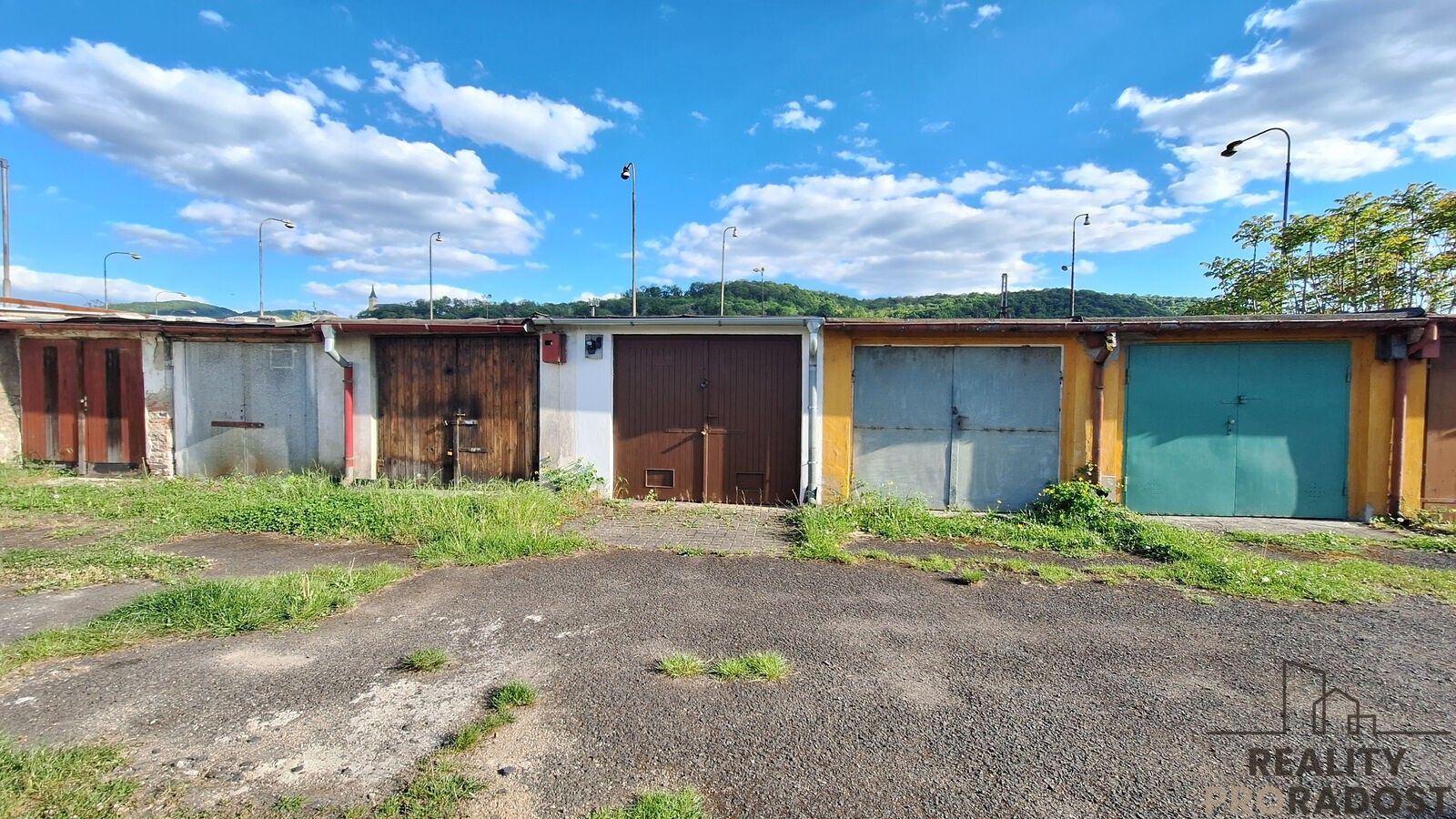Garáže, Revoluční, Ústí nad Labem Ústí nad Labem-centrum, 24 m² - 2