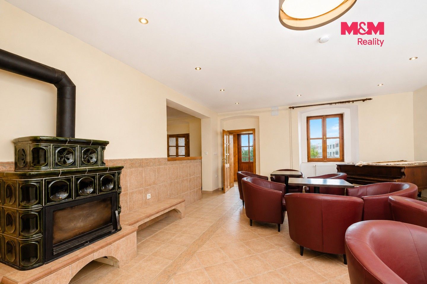 Ubytovací zařízení, náměstí T. G. Masaryka, Rokytnice v Orlických horách, 431 m² - 2