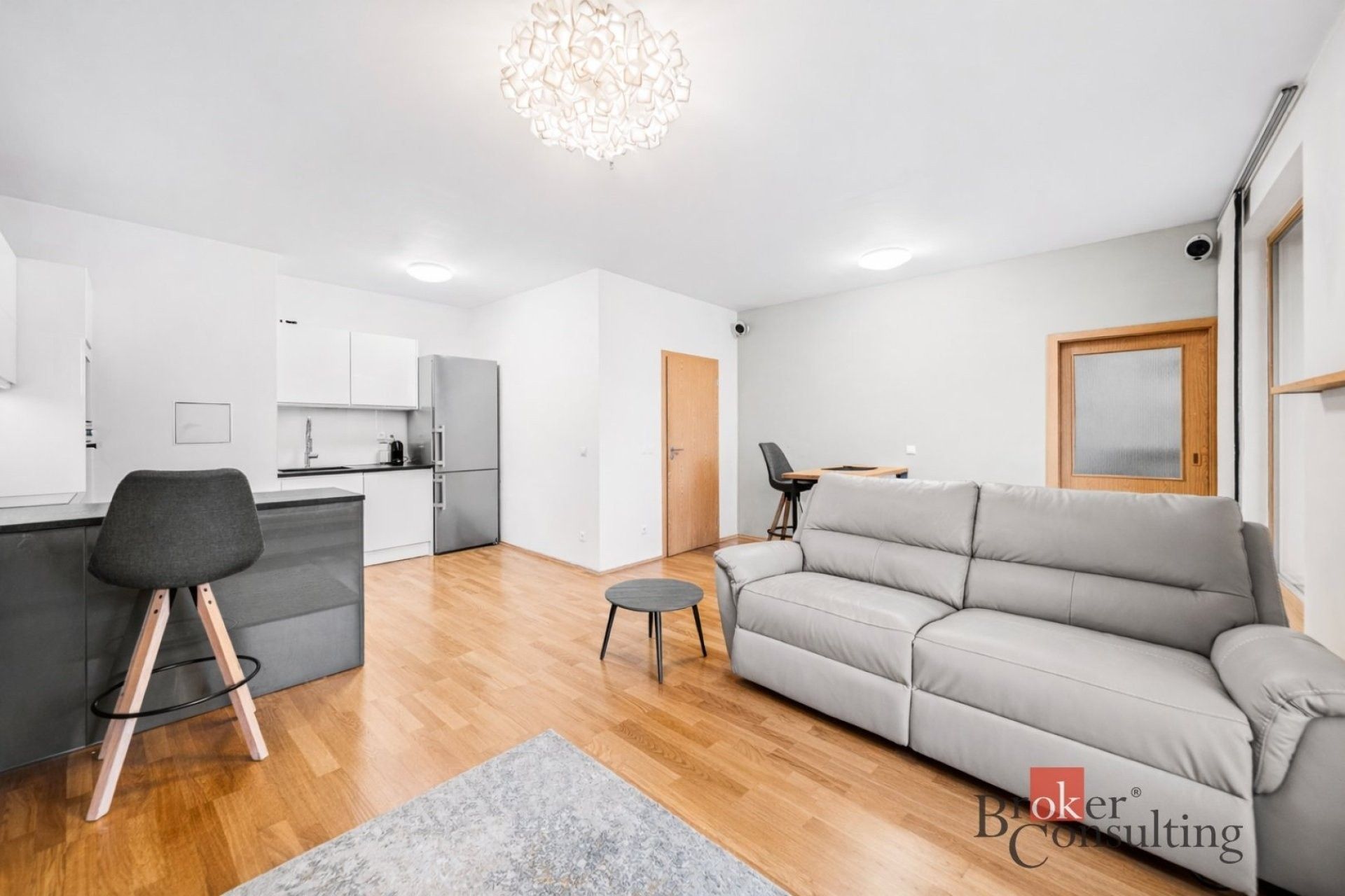 3+kk, Varhulíkové, Praha, 78 m² - 2