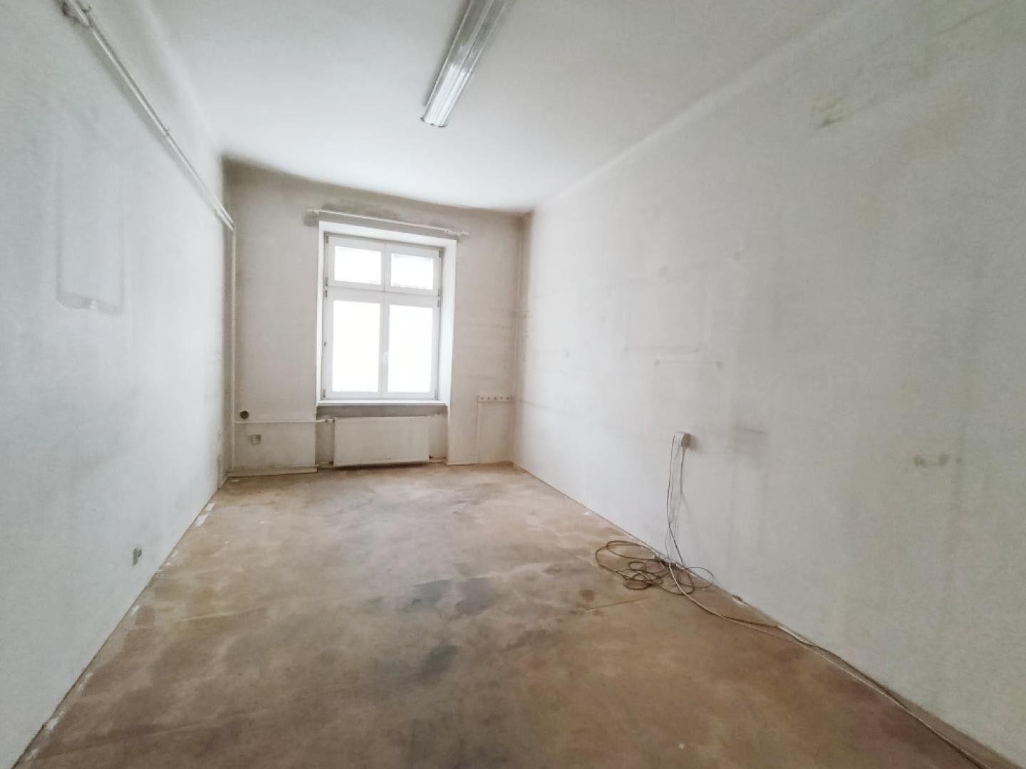 Pronájem obchodní prostory - třída Karla IV. 614, Hradec Králové, 89 m² - 5