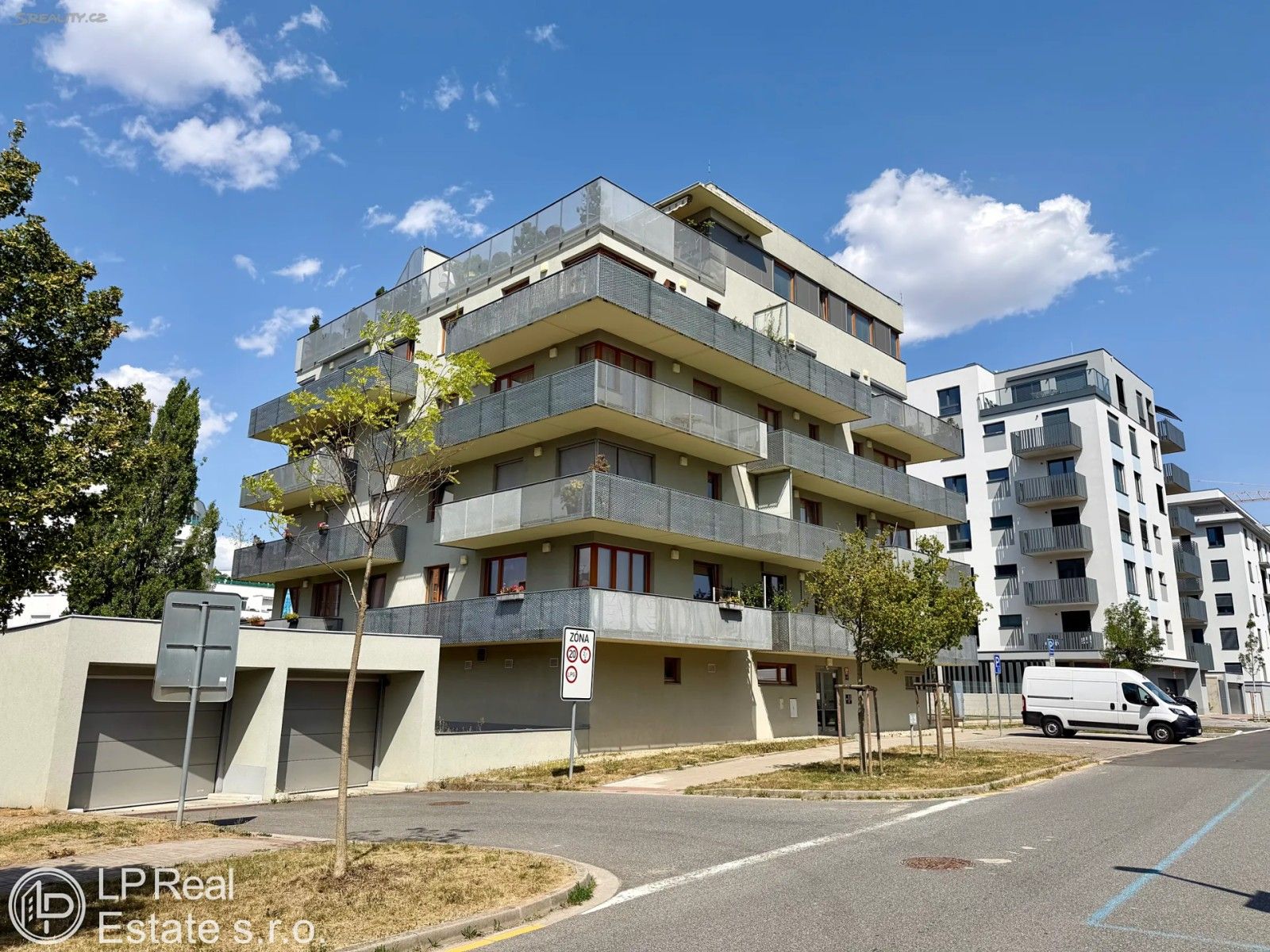3+kk, Divíškové, Praha - Hlubočepy, 80 m² - 1