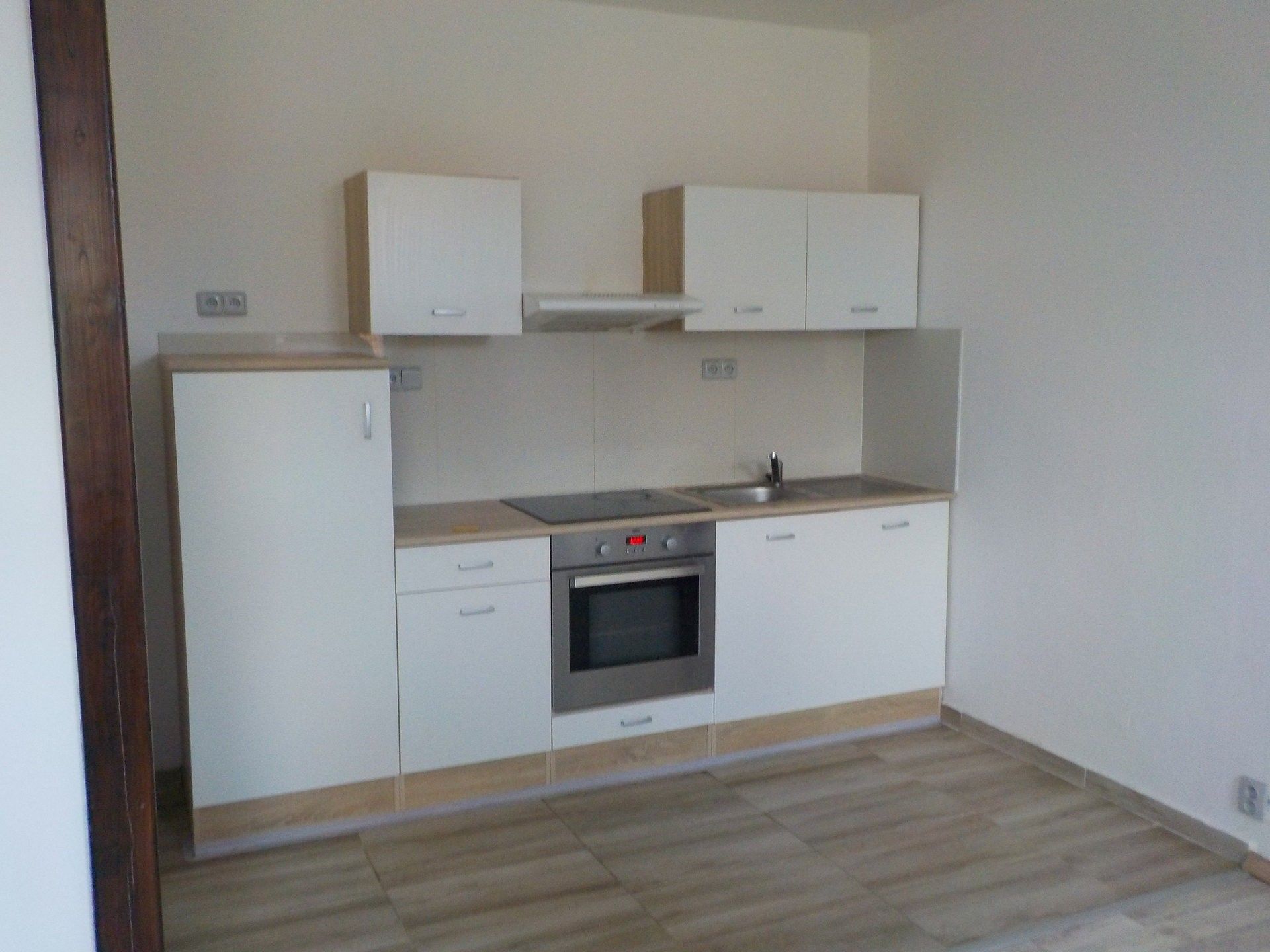 2+kk, Ledenická, České Budějovice, 46 m²