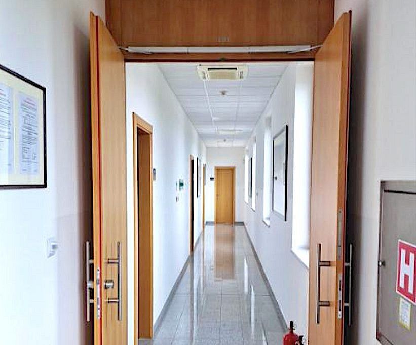 Kancelář · 305 m² · Kněževes - 4