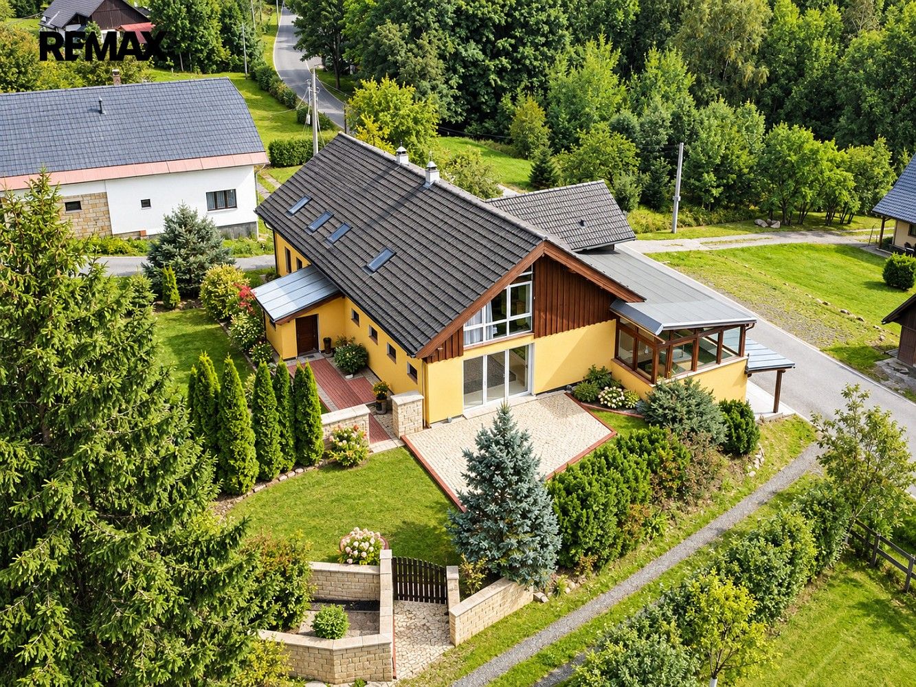 Rodinné domy, Velké Hamry, okres Jablonec nad Nisou, Liberecký kraj, 368 m² - 1
