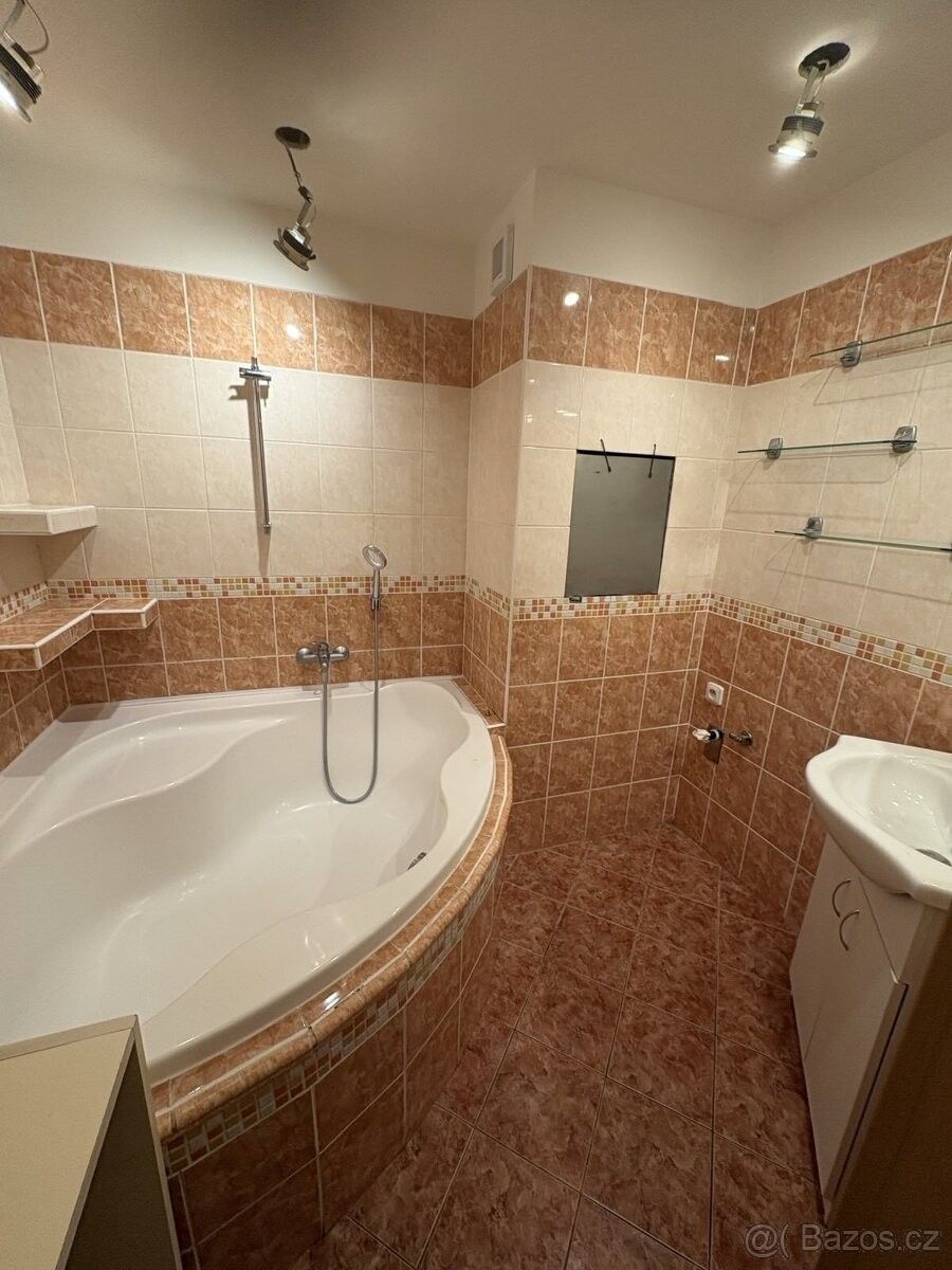 Byty, Náchod, 547 01