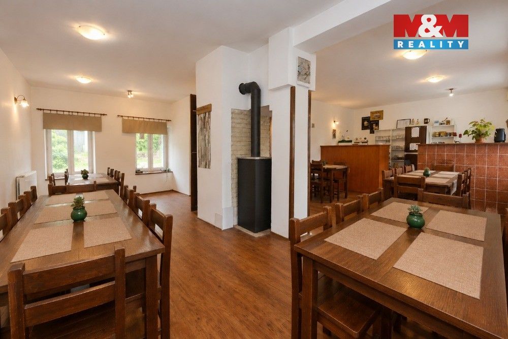 Prodej ubytovací zařízení - Větrný Jeníkov, 198 m² - 2