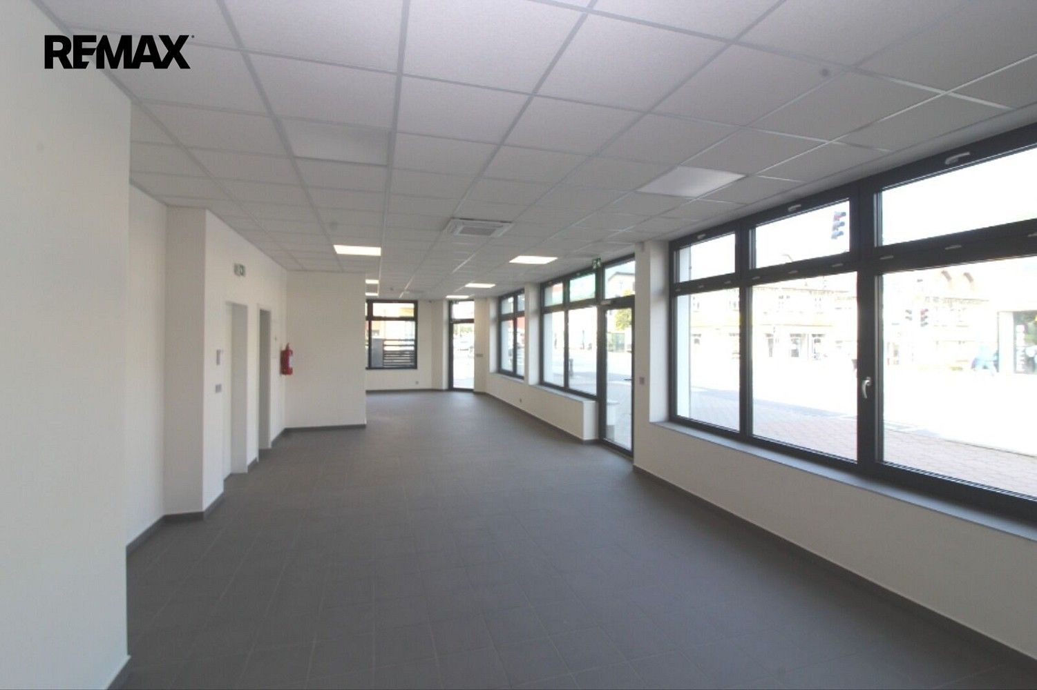 Obchodní prostory, Praha, Hlavní město Praha, 147 m²