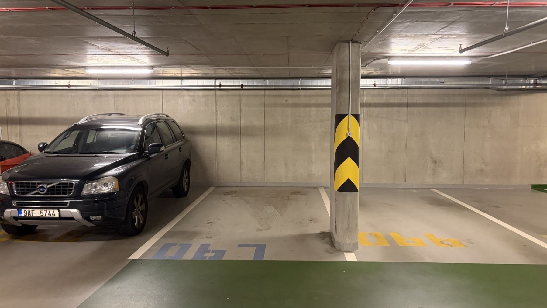 Garáže, Altajská, Praha - Vršovice, 18 m² - 2