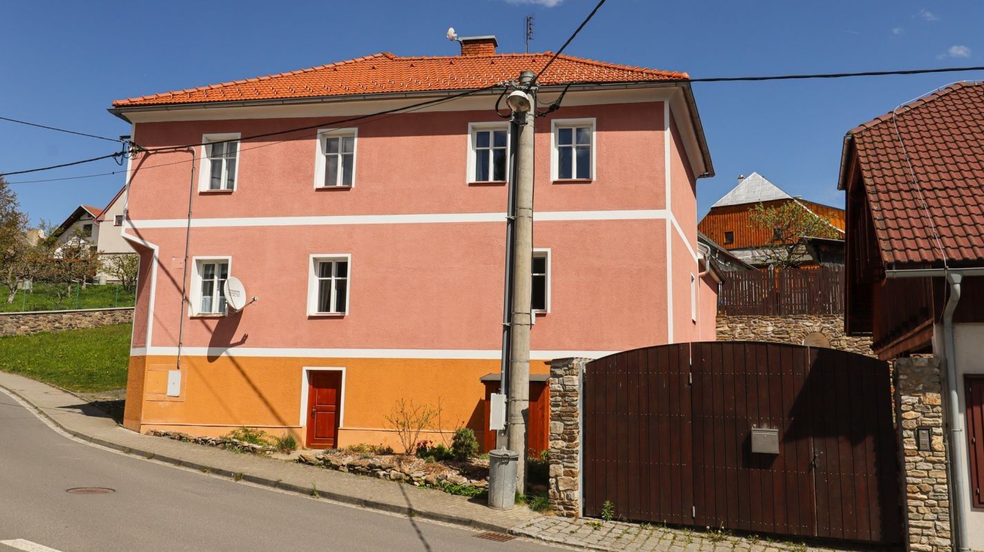 1+1, Nerudova, Kašperské Hory, 47 m²