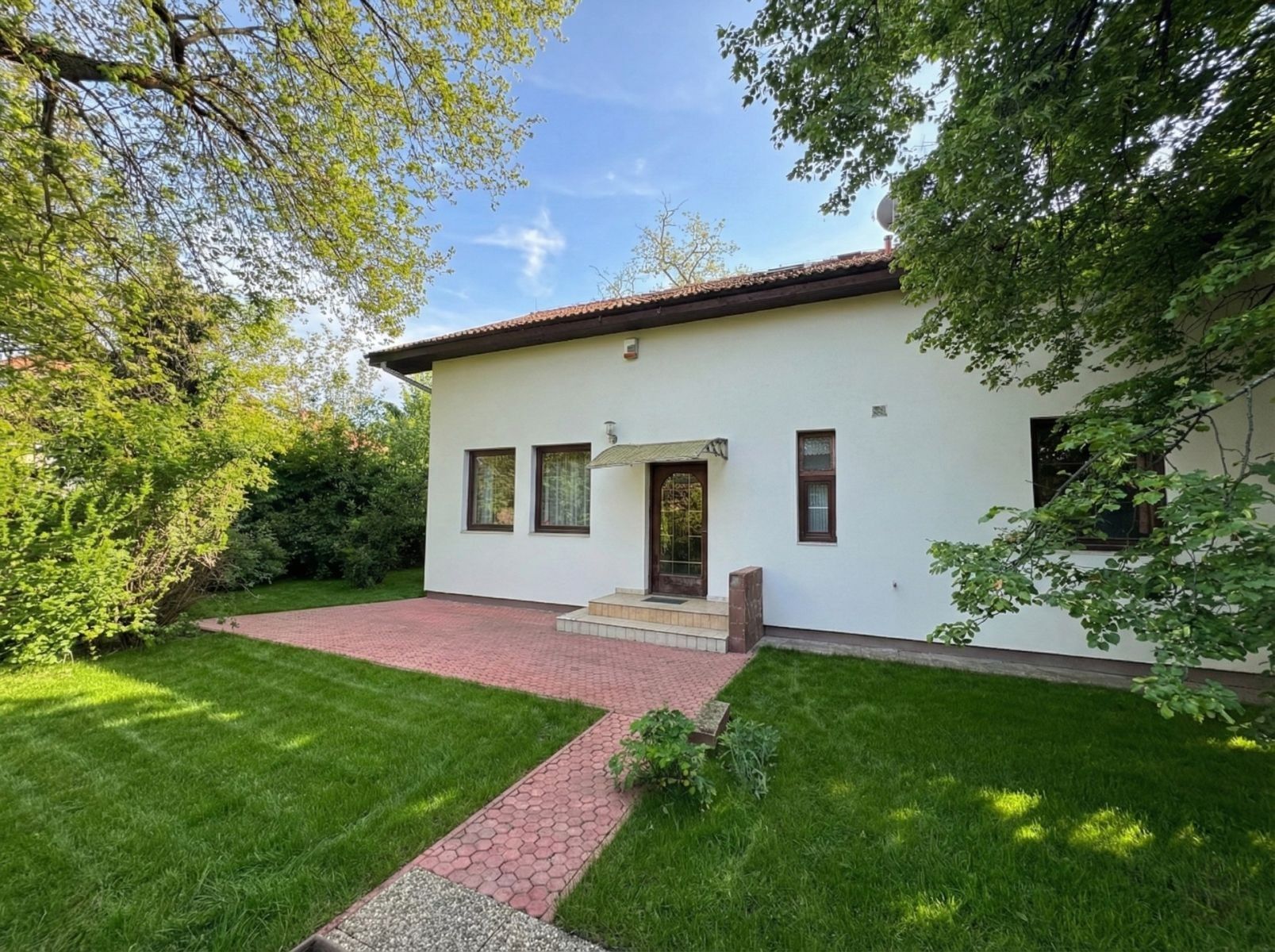 Rodinný dům, 242 m²