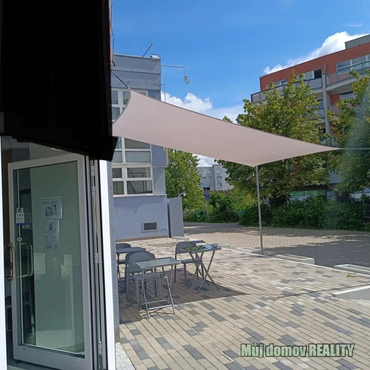 Restaurace, Breitcetlova, Praha, 55 m²