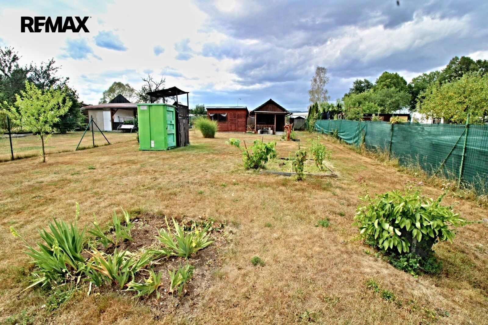 Zahrady, Kaplice, 443 m² - 1