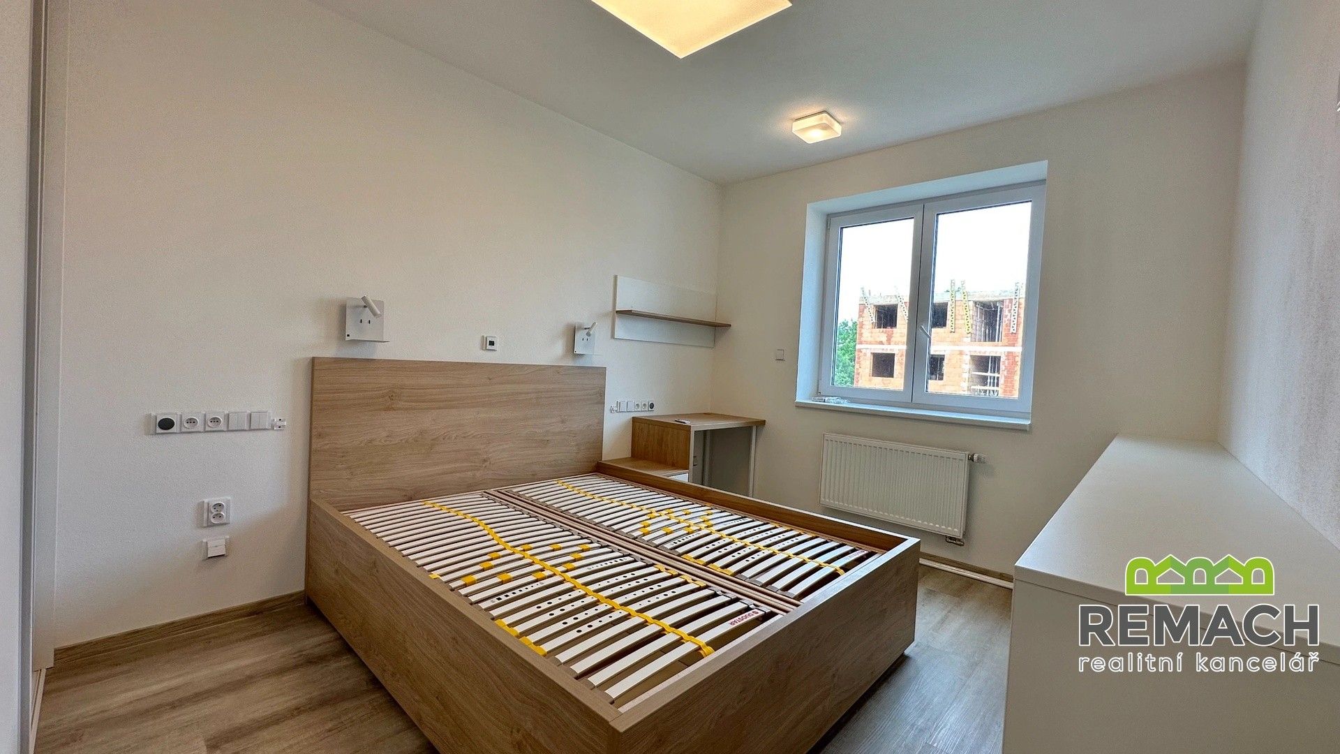 Pronájem byt 2+kk - Zahrádky, Uherské Hradiště, 57 m² - 5
