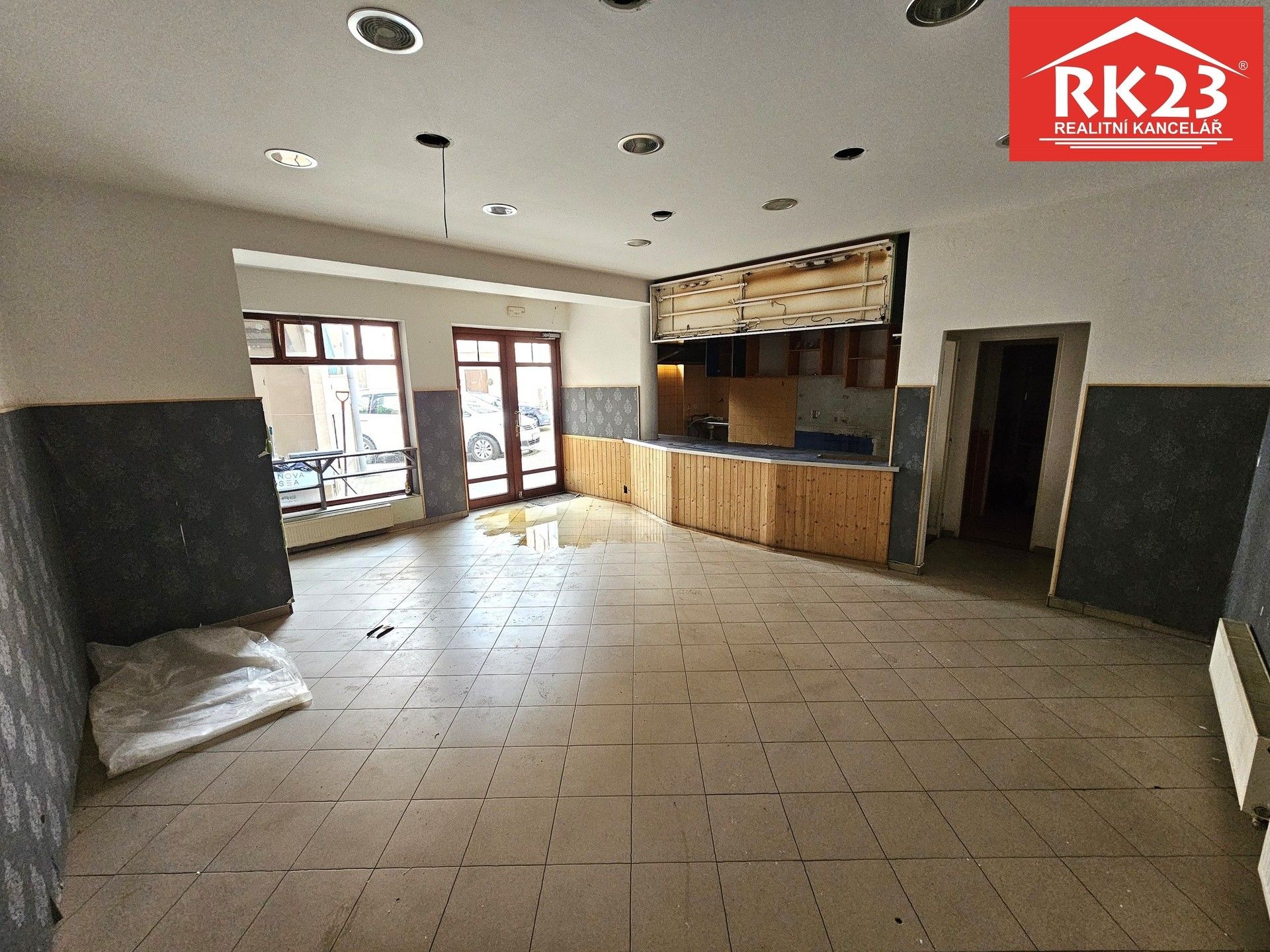 Pronájem obchodní prostory - Hlavní třída, Mariánské Lázně, 57 m²