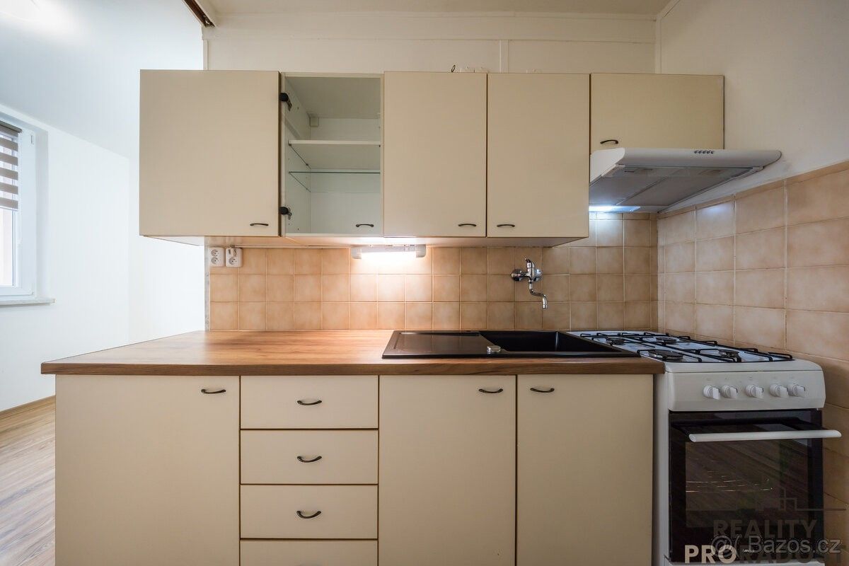 Prodej byt - Veselí nad Moravou, 698 01