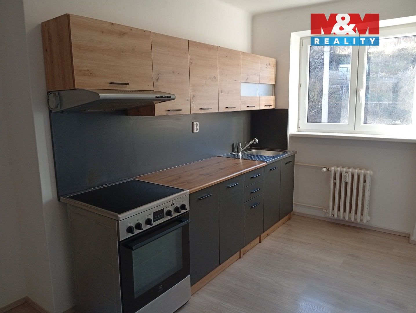 Pronájem byt 2+1 - Solenice, 51 m²