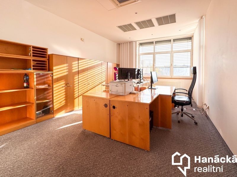 Pronájem kancelář - Sádky, Prostějov, 21 m²