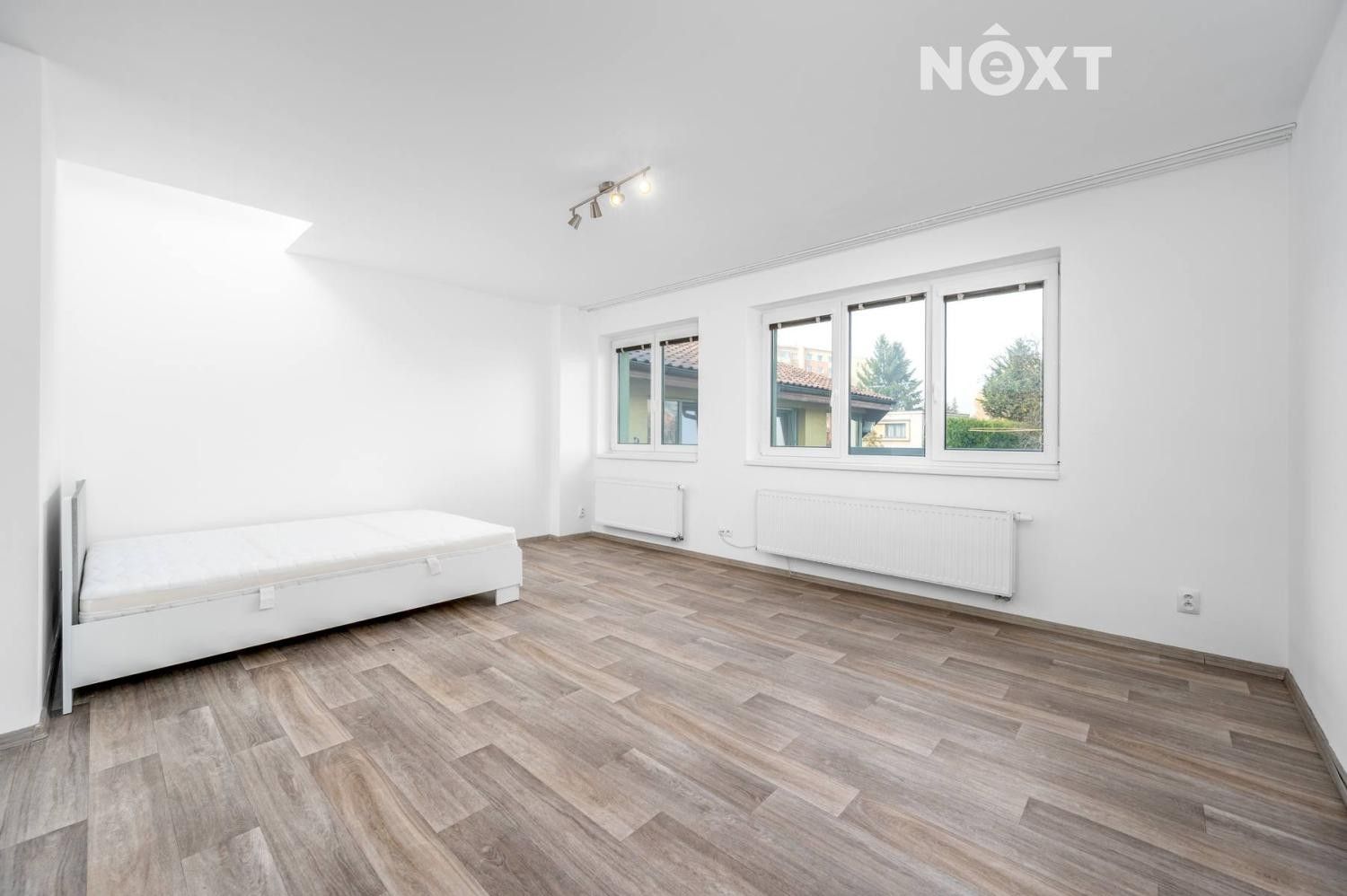 1+kk, Mirotická, Praha, 45 m²